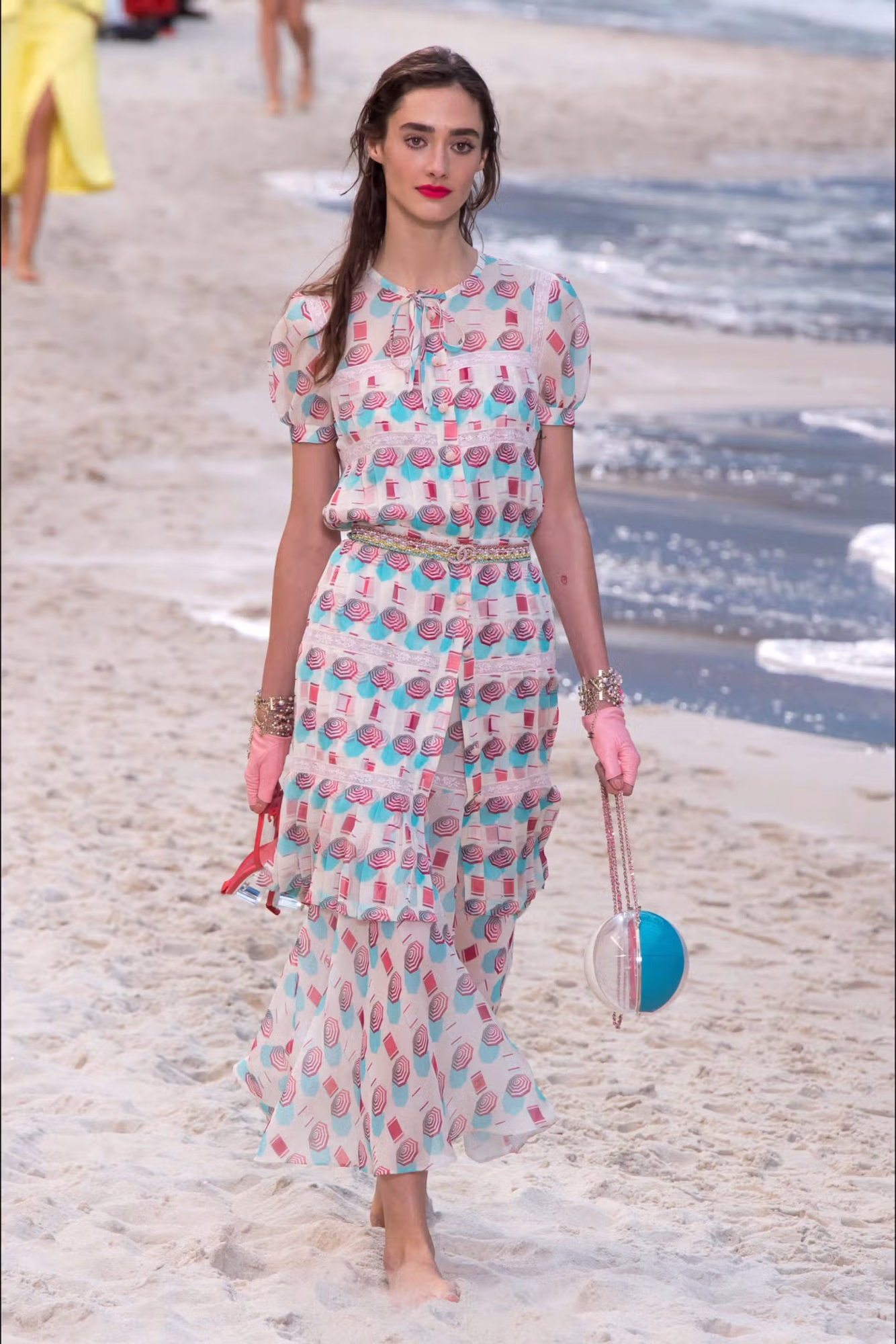 Chanel Abito Fresco Con Stampe